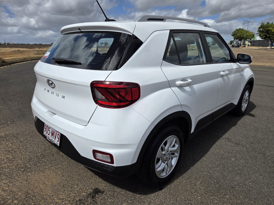 2025 Hyundai Venue QX.V5  SUV Image 3