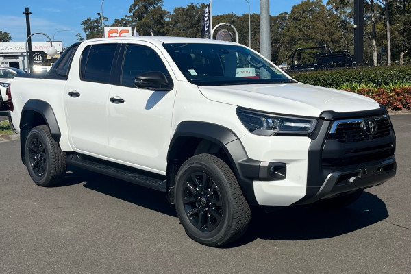 2025 Toyota HiLux GUN126R Rogue 48V Ute Image 2