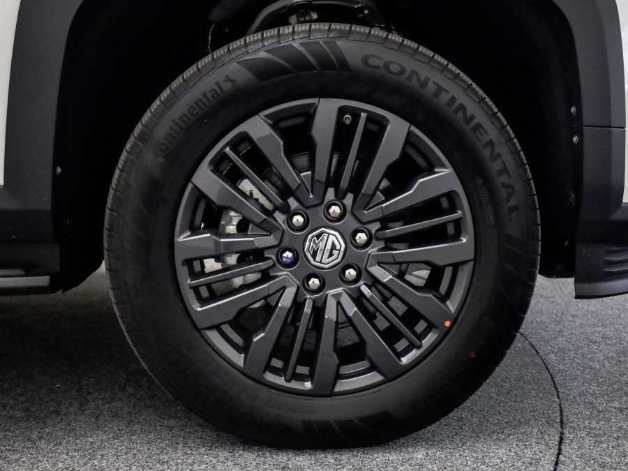 2026 MG U9 Explore Pro Ute Image 3