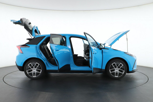 2024 MG MG4 MEH32 Essence 64 Hatch Image 2