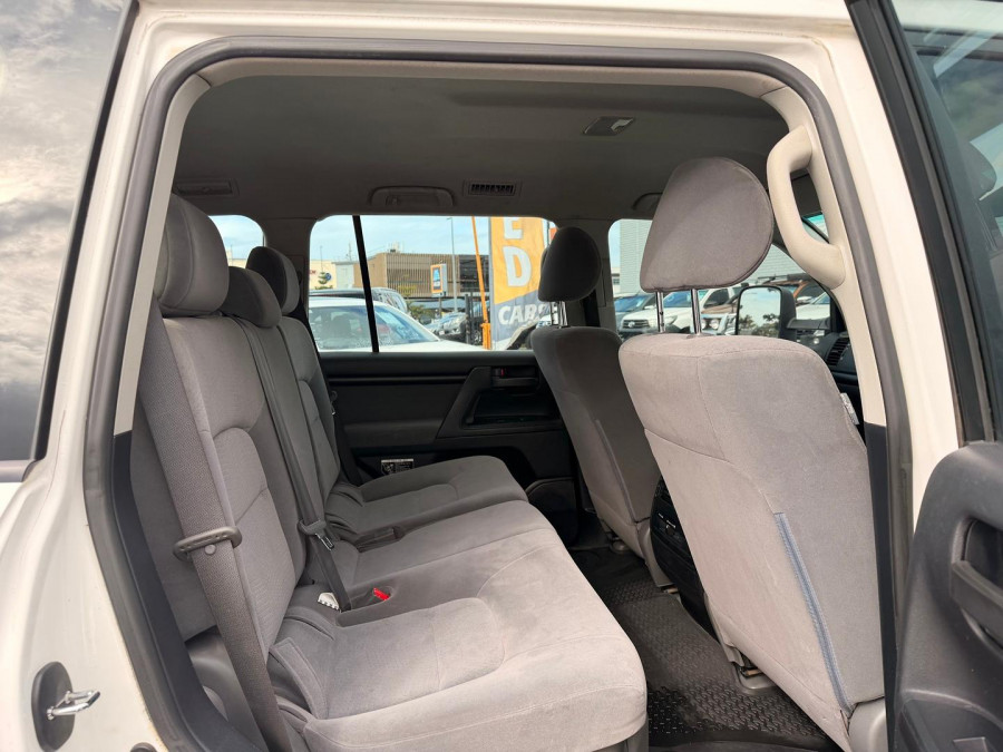 2009 Toyota LandCruiser VDJ200R GXL SUV Image 15