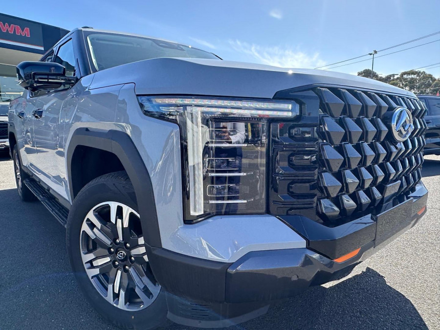 2025 LDV Terron 9 EKK1C Evolve Ute Image 2