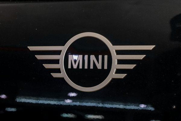 2025 MINI Countryman U25 S Favoured SUV image 16