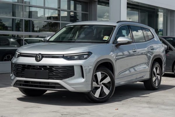 2026 Volkswagen Tayron R4 110TSI Life SUV