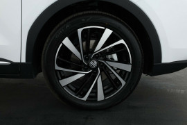 2025 MG ZS ZS32 Essence Hybrid+ SUV