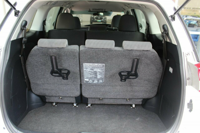 2015 MY13 Toyota Tarago ACR50R MY13 GLi Wagon Mobile Image 21