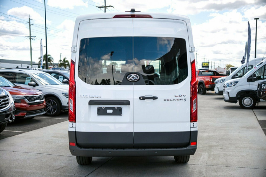 2026 MY24 LDV Deliver 9 MY24 MWB Mid Roof Van Image 3