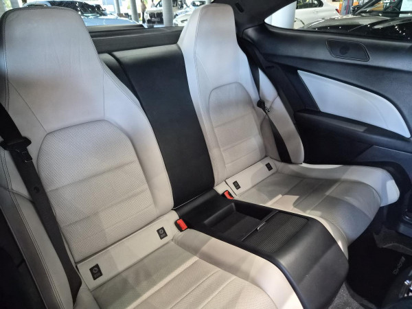 2014 Mercedes-Benz C-Class C204 C250 Coupe image 15