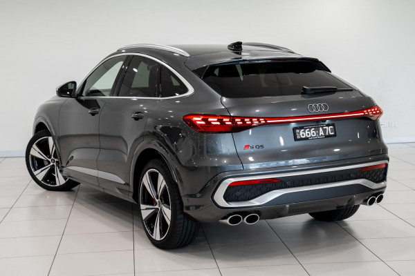 2025 Audi SQ5 GU  SUV image 2