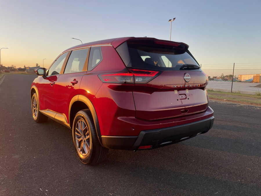 2026 Nissan X-Trail T33 ST SUV Image 6