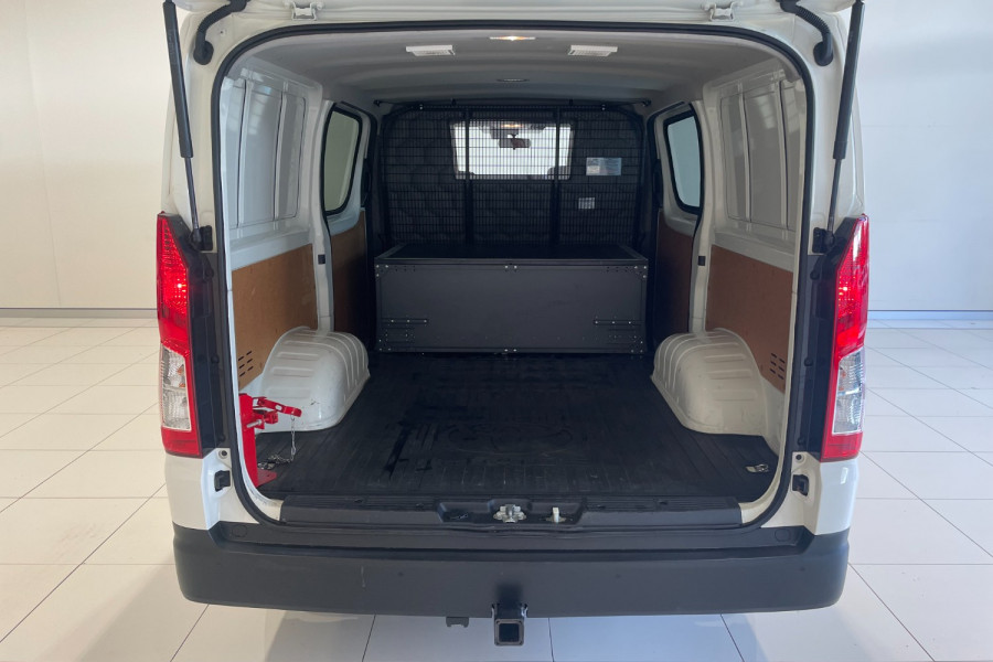 2019 Toyota HiAce Commuter GL Commuter GL Van Image 9