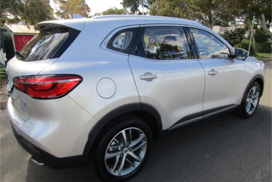 2022 MY23 MG HS Plus EV SAS23 Essence SUV Image 7