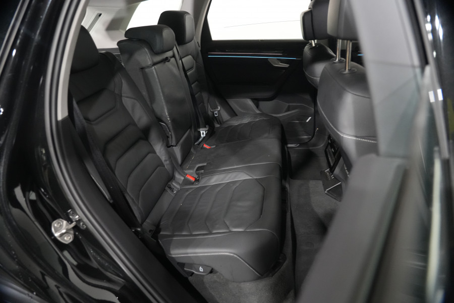 2025 Volkswagen Touareg 170TDI SUV Image 26