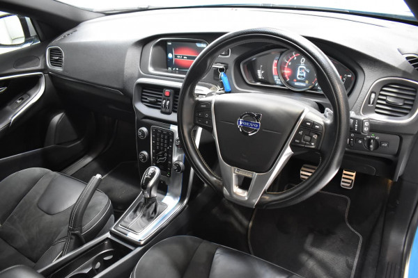 2015 Volvo V40 (No Series) MY16 T5 R-Design Hatchback Image 2