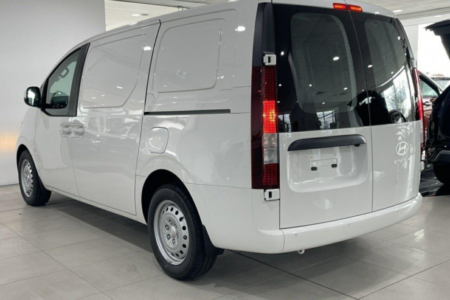 2025 Hyundai Staria Load US4.V3  Van Image 17