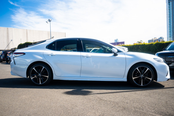 2019 Toyota Camry SX Sedan Image 3