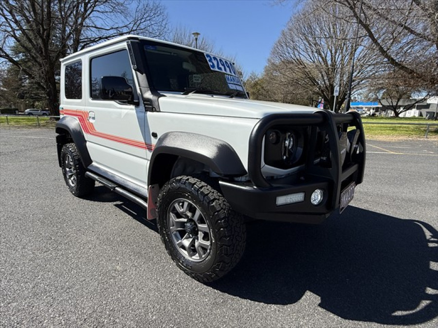 2023 Suzuki Jimny JB74 Heritage Coupe Image 1