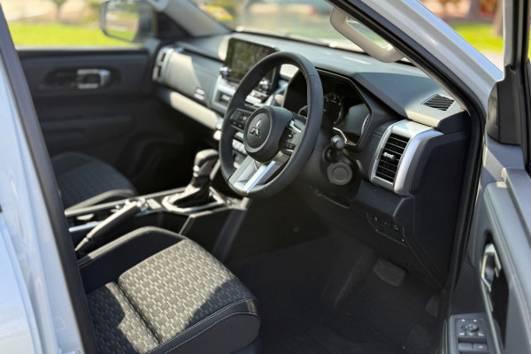 2025 Mitsubishi Triton MV GLS Ute Image 8