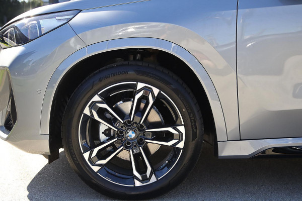 2025 BMW X1 U11 xDrive20i M Sport SUV image 5