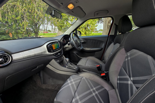 2021 MG MG3 SZP1 Core Hatch Image 11