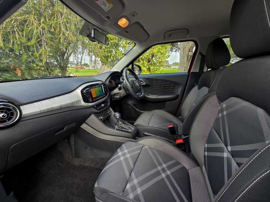 2021 MG MG3 SZP1 Core Hatch Image 11
