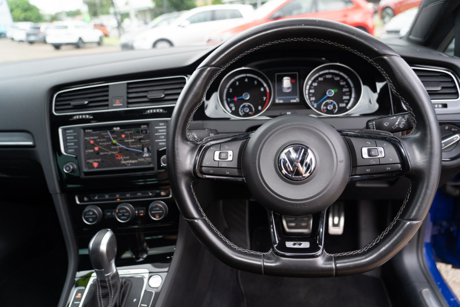 2017 Volkswagen Golf 7 R Hatch Image 11
