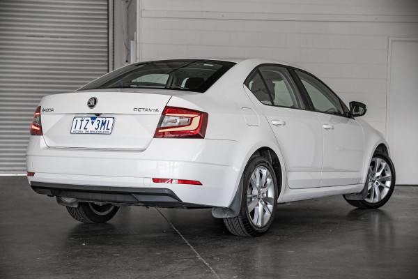 2017 MY18 Skoda Octavia NE Sport 110TSI Hatch Image 6