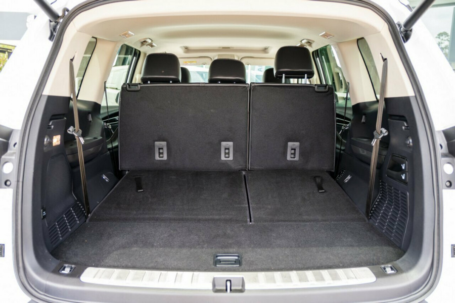 2023 LDV D90 SV9A Executive SUV Image 6