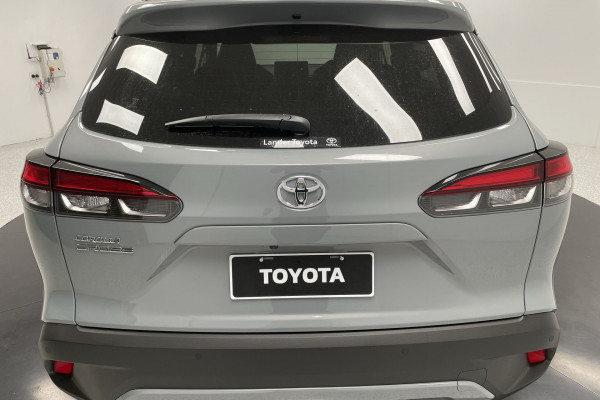 2023 Toyota Corolla Cross GXL Wagon Image 4