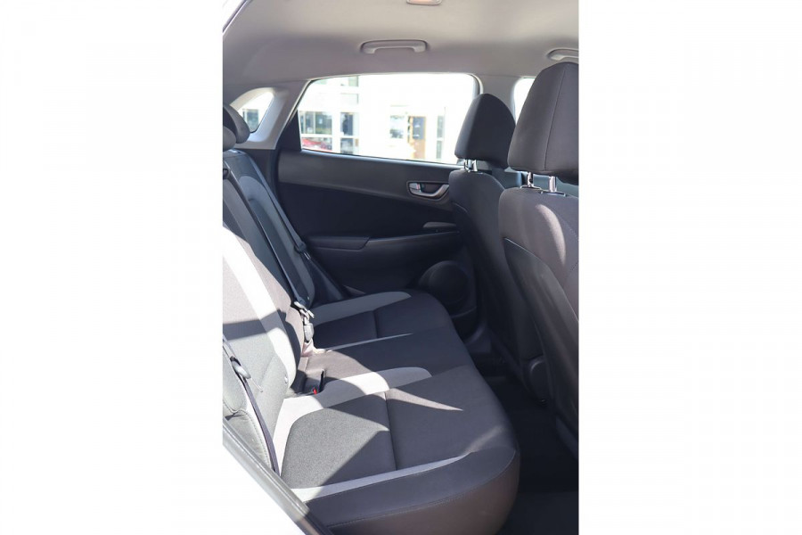 2019 Hyundai KONA OS.2 Active SUV Image 11