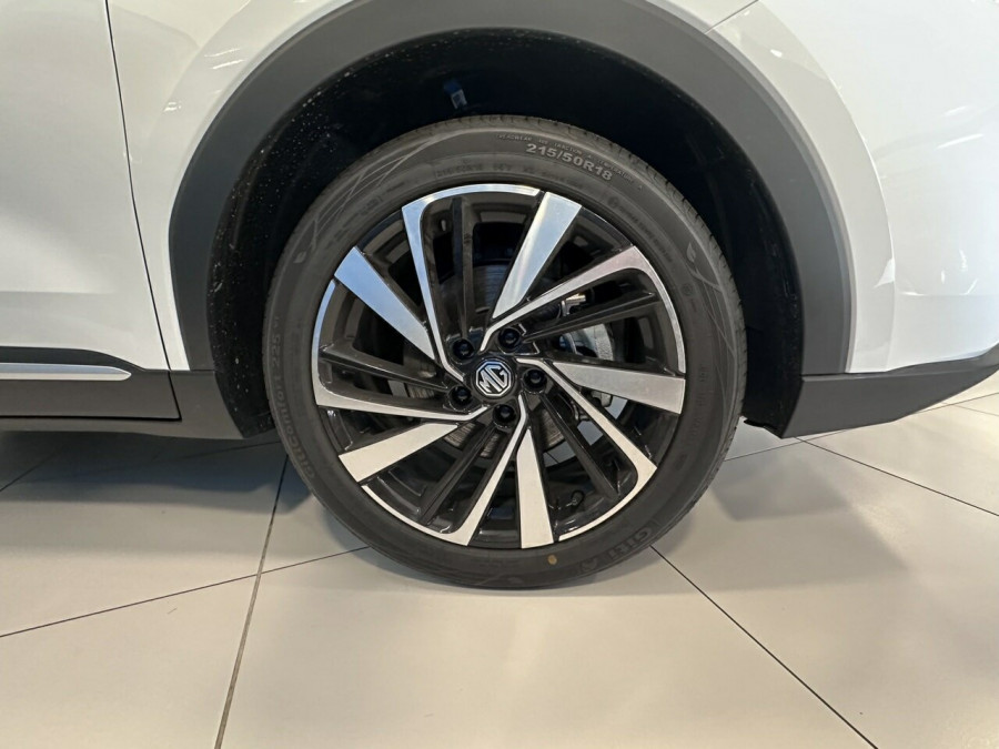 2026 MY26.5 MG ZS ZS32 Essence Turbo SUV Image 3