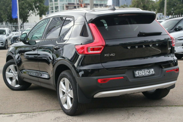 2025 MY26 Volvo XC40 XZ Plus B4 SUV Image 3