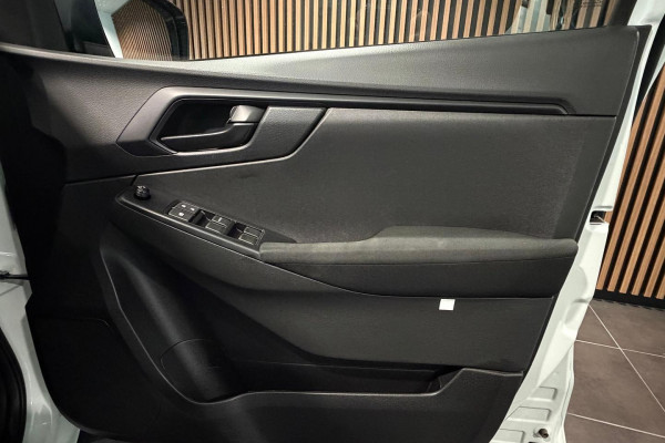2025 MY25.5 Isuzu D-MAX RG SX High Ride Cab Chassis Image 10