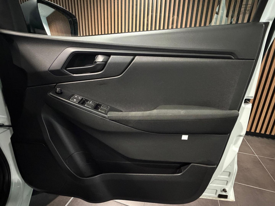 2025 MY25.5 Isuzu D-MAX RG SX High Ride Cab Chassis Image 10