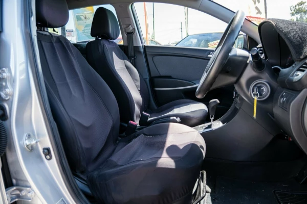 2012 Hyundai Accent RB Active Hatch Image 16