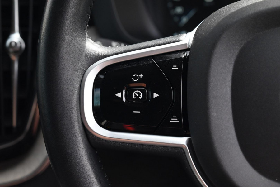 2019 MY20 Volvo XC60 UZ D4 Inscription SUV