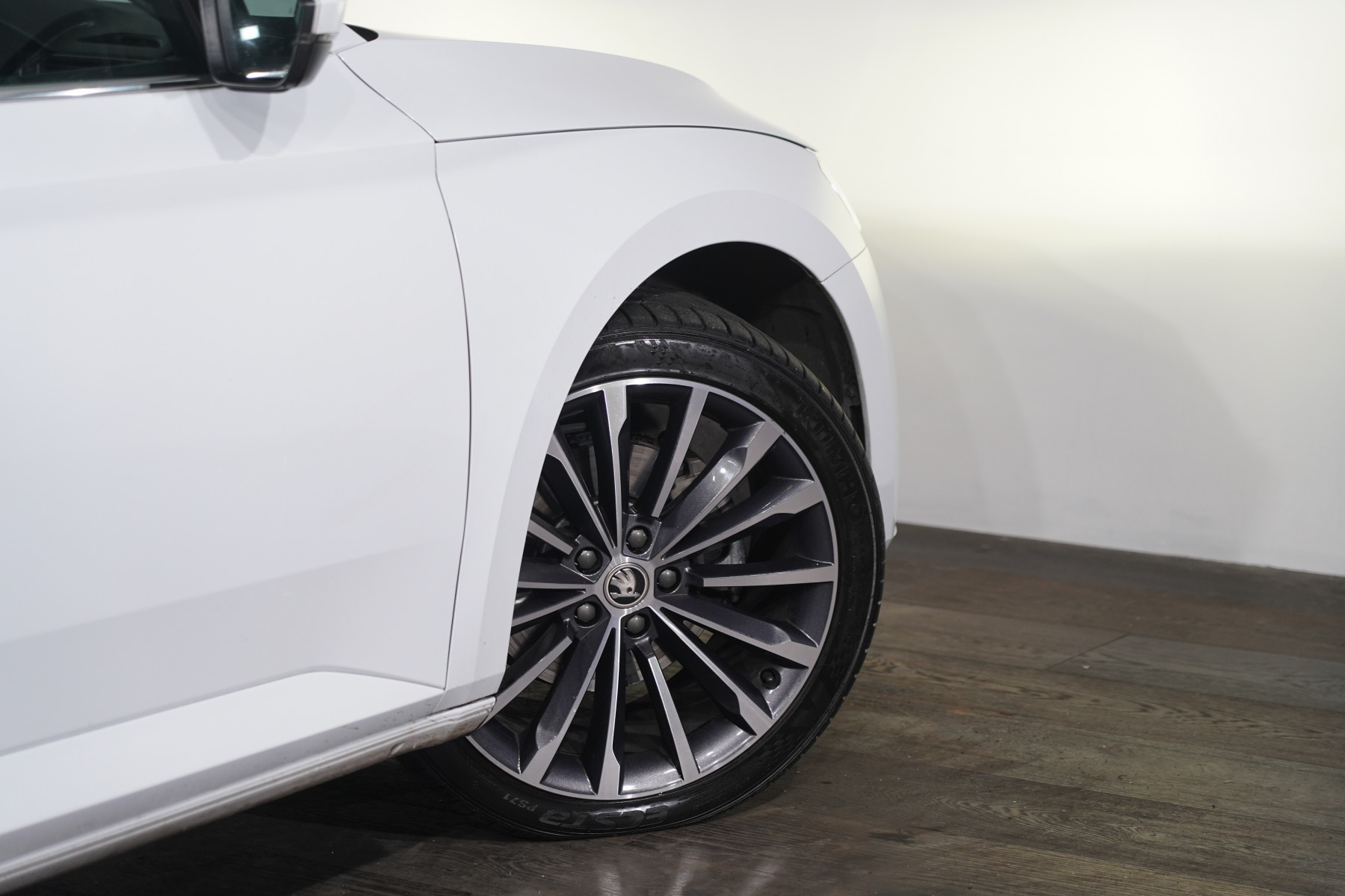 2022 Skoda Superb Style SUV Image 10