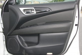 2018 MY17 Nissan Pathfinder R52 ST-L 2WD Wagon