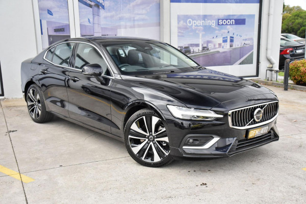 2024 MY25 Volvo S60  Ultra B5 Bright Sedan