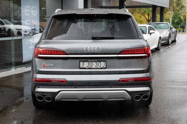2023 Audi SQ7 4M TFSI SUV image 5