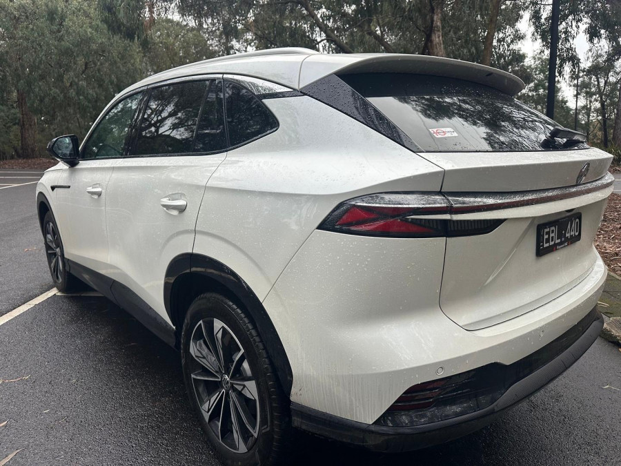 2025 MG HS AS33H Essence Hybrid+ SUV Image 9