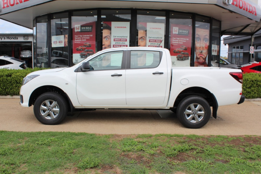 2019 Mazda BT-50 UR 4x4 3.2L Dual Cab Pickup XT Cab chassis