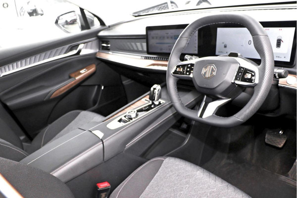 2025 MG QS IS31 Excite SUV Image 5
