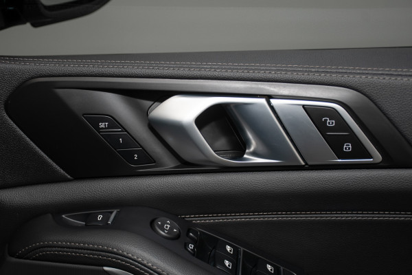 2022 BMW X5 xDrive30d SUV image 14