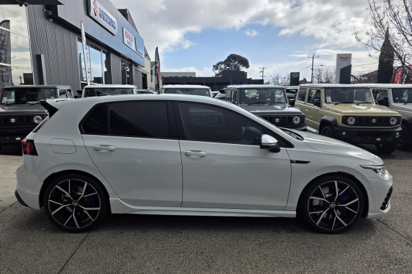 2023 Volkswagen Golf 8 R Hatch Image 8