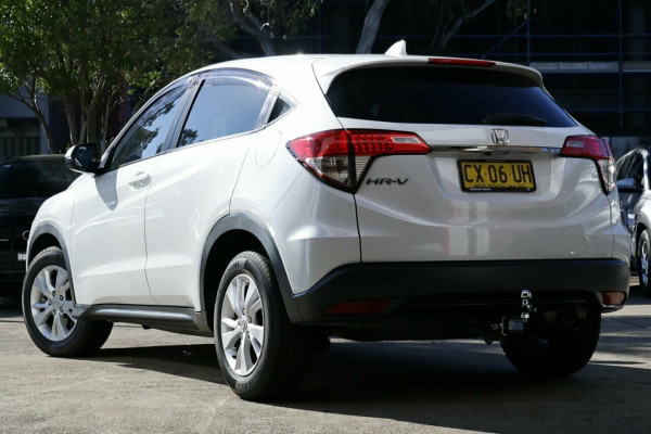 2020 MY21 Honda HR-V  VTi SUV Image 3