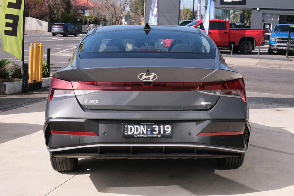 2024 Hyundai i30 CN7.V2 Hybrid Sedan Image 4