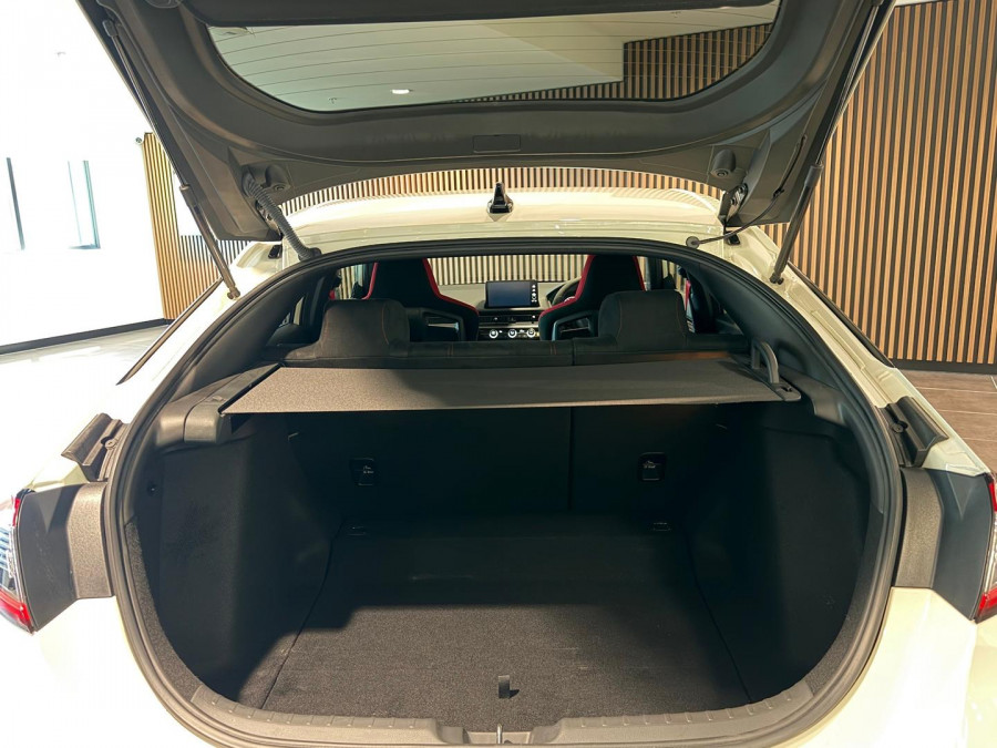 2023 Honda Civic 11th Gen Type R Hatch Image 10