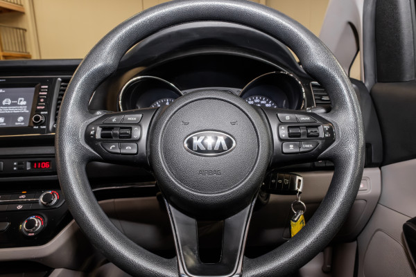2018 MY19 Kia Carnival YP S Van