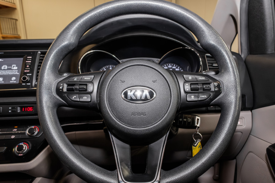 2018 MY19 Kia Carnival YP S Van